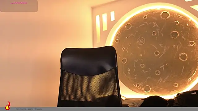 Snapshot of Apolo_lux1 chatting on 12, 7, 2026 Apolo lux1 online show from 12, 7, 2026