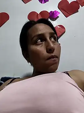 LunaRouuse  online show from 26, 2, 2026