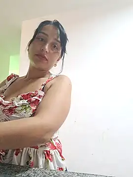 LunaRouuse  online show from 20, 2, 2026