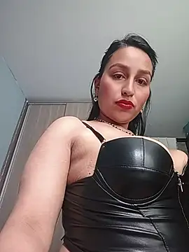 Snapshot of LunaRouuse_ chatting on 24, 7, 2026 LunaRouuse online show from 24, 7, 2026