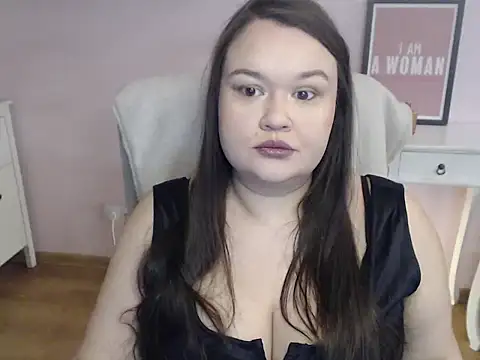 HollyDanceSoul online show from 4, 2, 2026