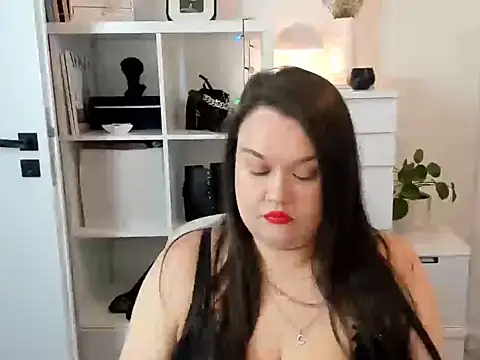 HollyDanceSoul online show from 25, 2, 2026