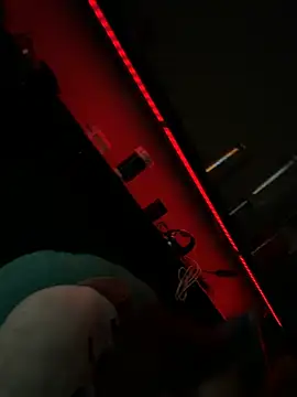 julia4thewin online show from 9, 4, 2026