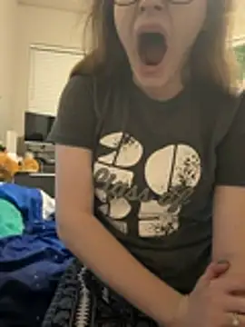 julia4thewin online show from 24, 4, 2026