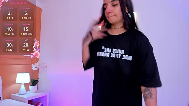 Abriil cutee online show from 20, 7, 2026