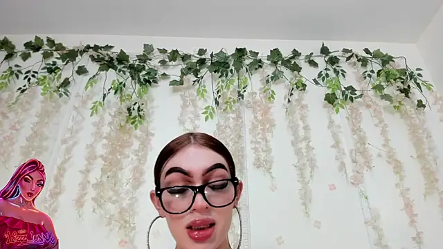 lizz lunna online show from 28, 5, 2026