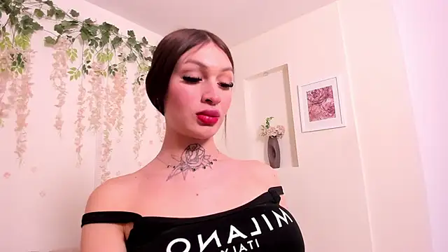 lizz lunna online show from 16, 3, 2026