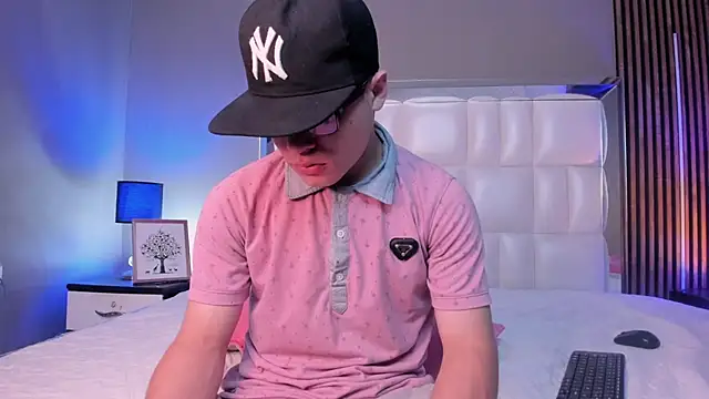 Roger And Ramona online show from 13, 2, 2026