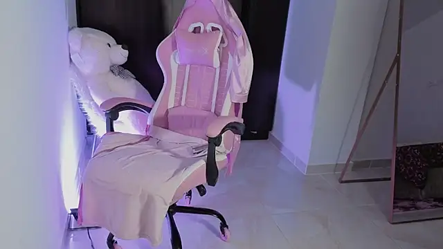 simpson alice online show from 20, 3, 2026