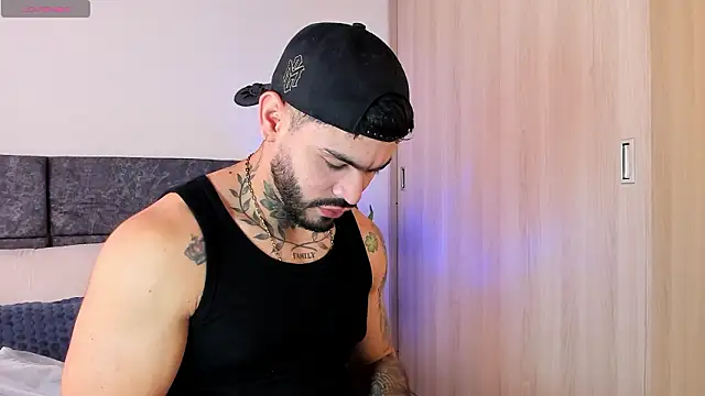 thiago ferrari  online show from 24, 2, 2026