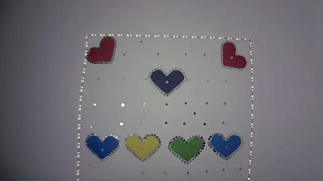 Mia Suarez7 online show from 21, 4, 2026