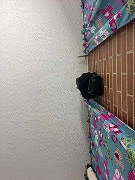 Carita traviesa4 online show from 12, 2, 2026