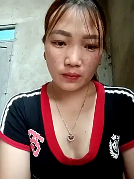 Snapshot of Nunaa2x chatting on 8, 5, 2026 Nunaa2x online show from 8, 5, 2026
