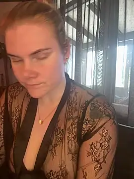 SexyBlondJoanna online show from 2, 3, 2026