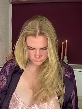 SexyBlondJoanna online show from 15, 2, 2026