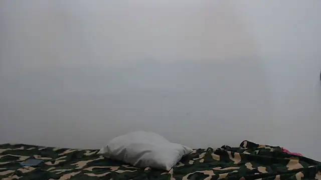 littlepearl18 online show from 5, 2, 2026