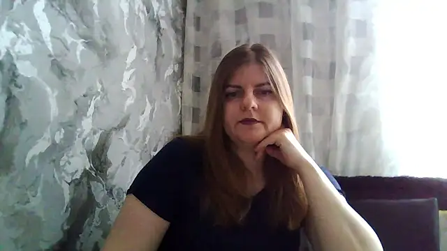 DarkRose0104 online show from 13, 1, 2026