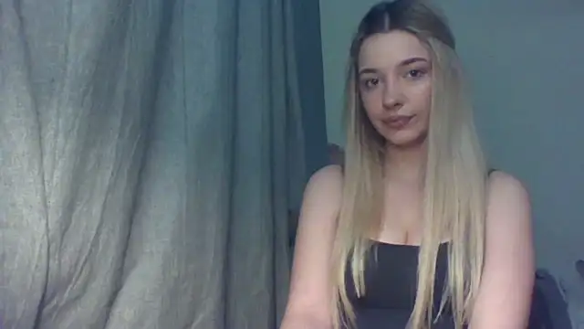 EvelineMagnetic online show from 2, 2, 2026