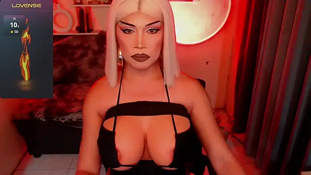 Snapshot of deliciousClaire chatting on 26, 4, 2026 deliciousClaire online show from 26, 4, 2026