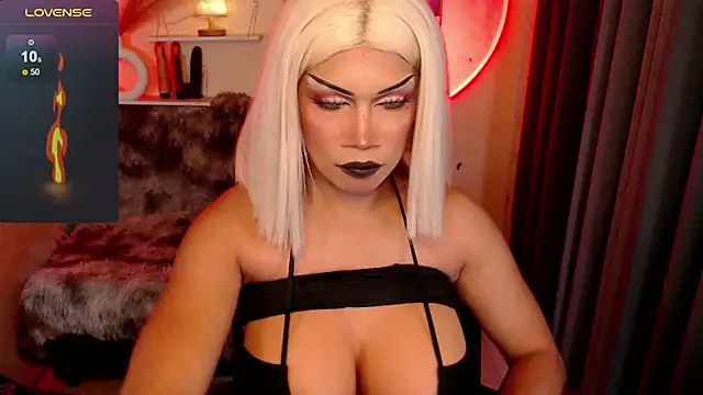 Snapshot of deliciousClaire chatting on 16, 4, 2026 deliciousClaire online show from 16, 4, 2026