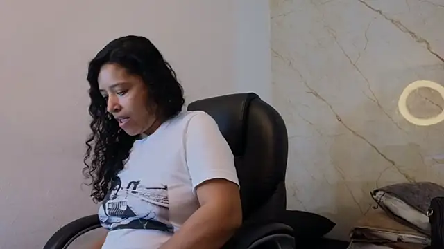 Laura Miller1 online show from 6, 2, 2026