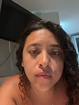 Snapshot of Laura_Miller1 chatting on 23, 4, 2026 Laura Miller1 online show from 23, 4, 2026