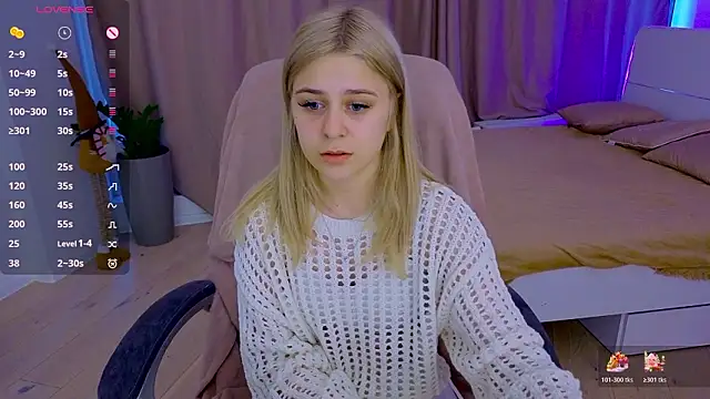 ApheliaStar online show from 3, 3, 2026