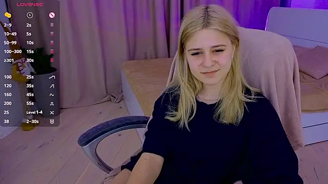 ApheliaStar online show from 6, 3, 2026