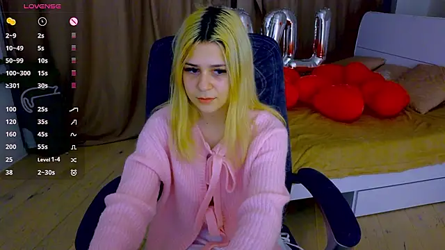 ApheliaStar online show from 15, 2, 2026