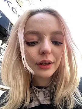 Snapshot of aka_Blonde chatting on 16, 5, 2026 aka Blonde online show from 16, 5, 2026