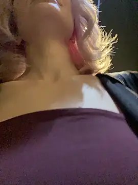 aka Blonde online show from 15, 2, 2026