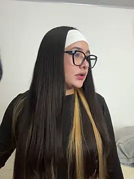 Snapshot of Diosa_lunar1 chatting on 30, 4, 2026 Diosa lunar1 online show from 30, 4, 2026