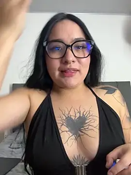 Snapshot of Diosa_lunar1 chatting on 27, 5, 2026 Diosa lunar1 online show from 27, 5, 2026