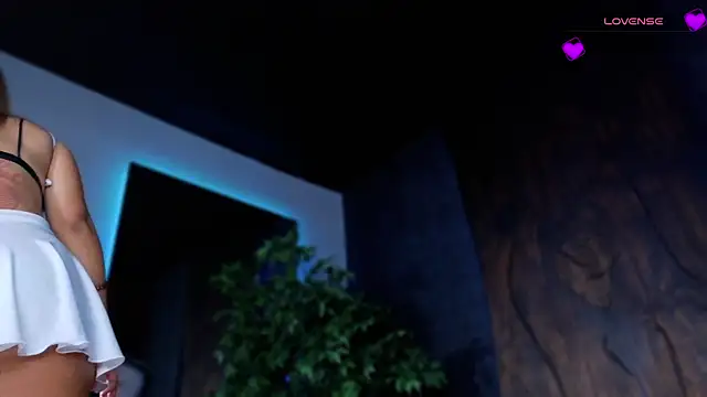 miia stonne online show from 24, 4, 2026