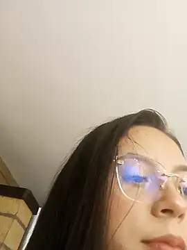 Natalye 23 online show from 8, 3, 2026