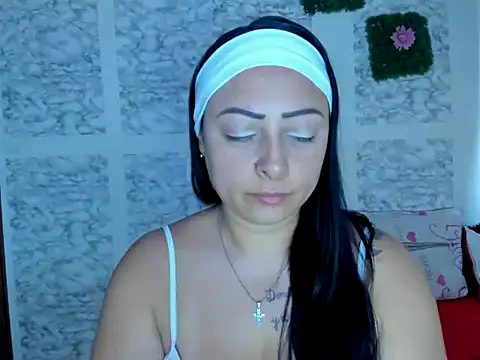 XXXStephanie XXX online show from 22, 4, 2026