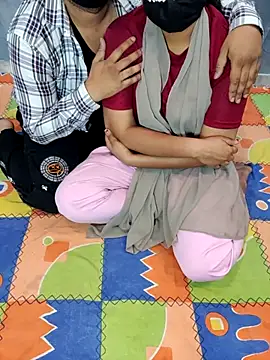 SofiaMam online show from 8, 4, 2026