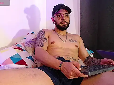 Axel Stton online show from 28, 7, 2026