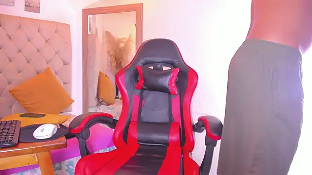 noah sthone online show from 17, 6, 2026