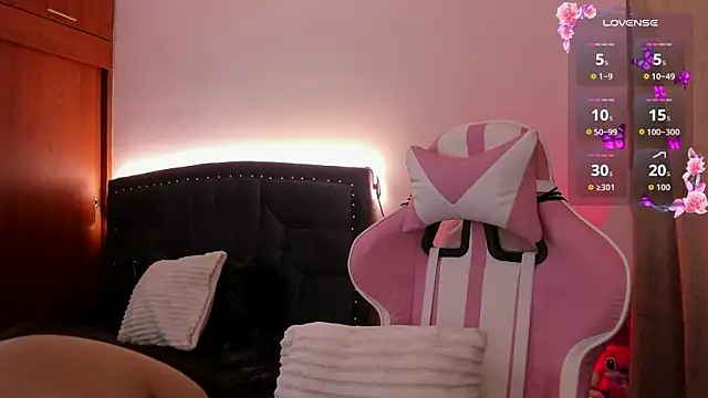 Lilith blaze Fg online show from 2, 4, 2026