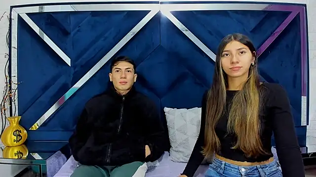 ScarlettAndLucas online show from 1, 2, 2026