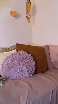 GiannaMagari online show from 4, 2, 2026