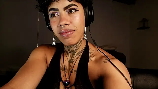 Canela Osada  online show from 2, 2, 2026