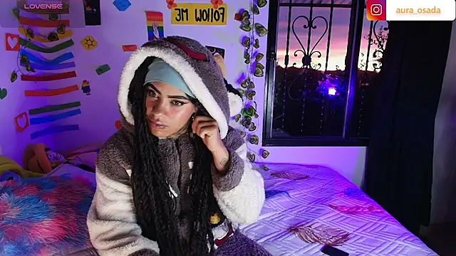 Canela Osada  online show from 1, 7, 2026