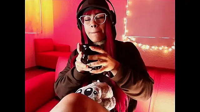 Canela Osada  online show from 19, 1, 2026