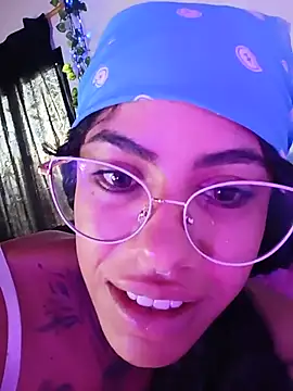 Canela Osada  online show from 8, 7, 2026