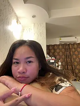 Snapshot of Ponthip chatting on 9, 6, 2026 Ponthip online show from 9, 6, 2026