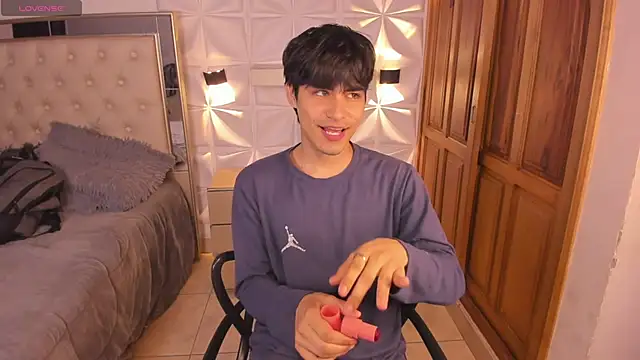 IamJuanJoc online show from 13, 4, 2026