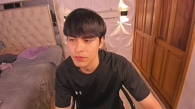 IamJuanJoc online show from 14, 4, 2026