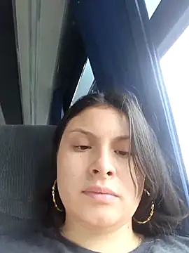 yessica gomez01 online show from 23, 3, 2026